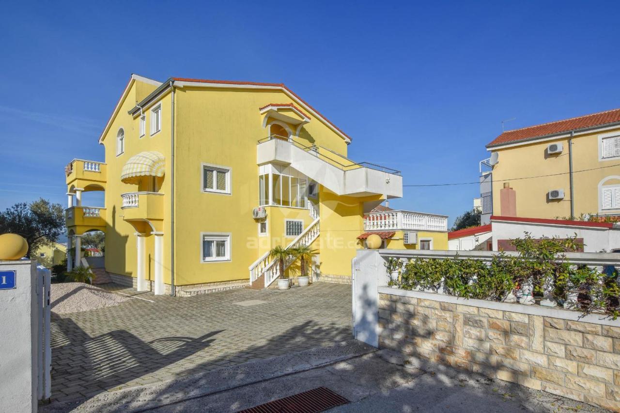 Apartments Dandelion Biograd Na Moru Exterior photo